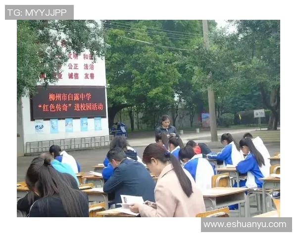 堤角小学足球明星展现青春风采助力校园体育发展新篇章