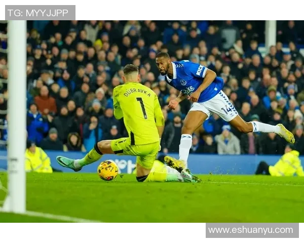 足球明星在比赛中精彩防守瞬间高清图集展示